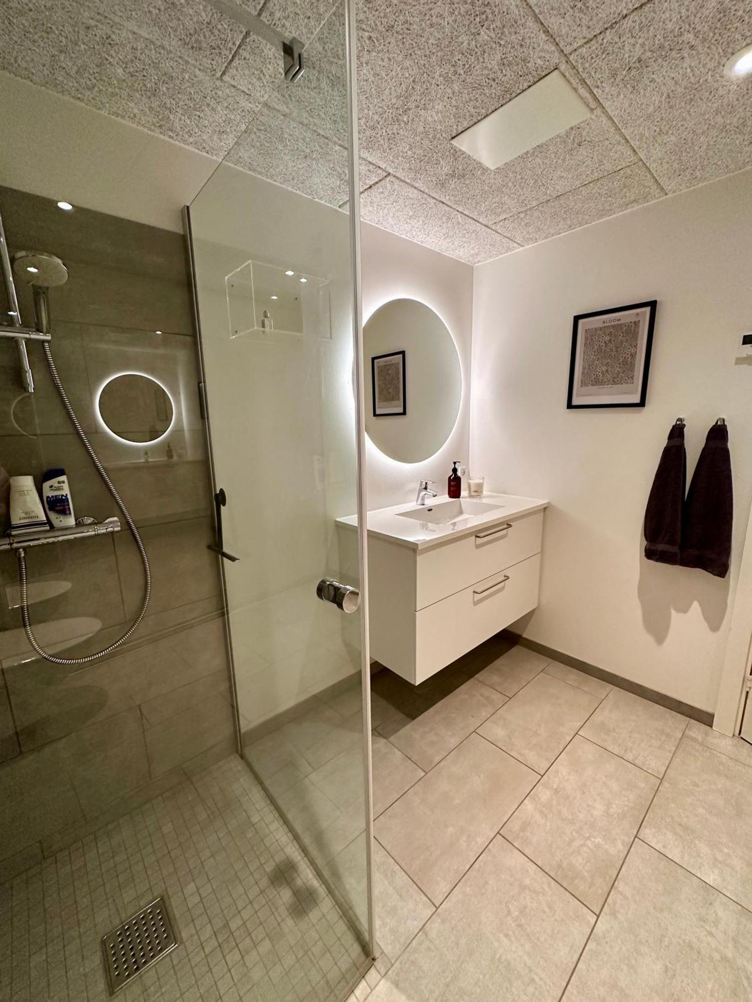 Apartamento Luxury New Cozy And Quietly 95M2 Tórshavn Exterior foto